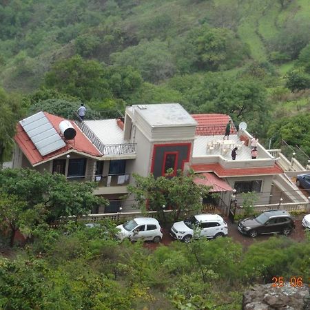 Malhar Bungalow Panchgani Exteriér fotografie