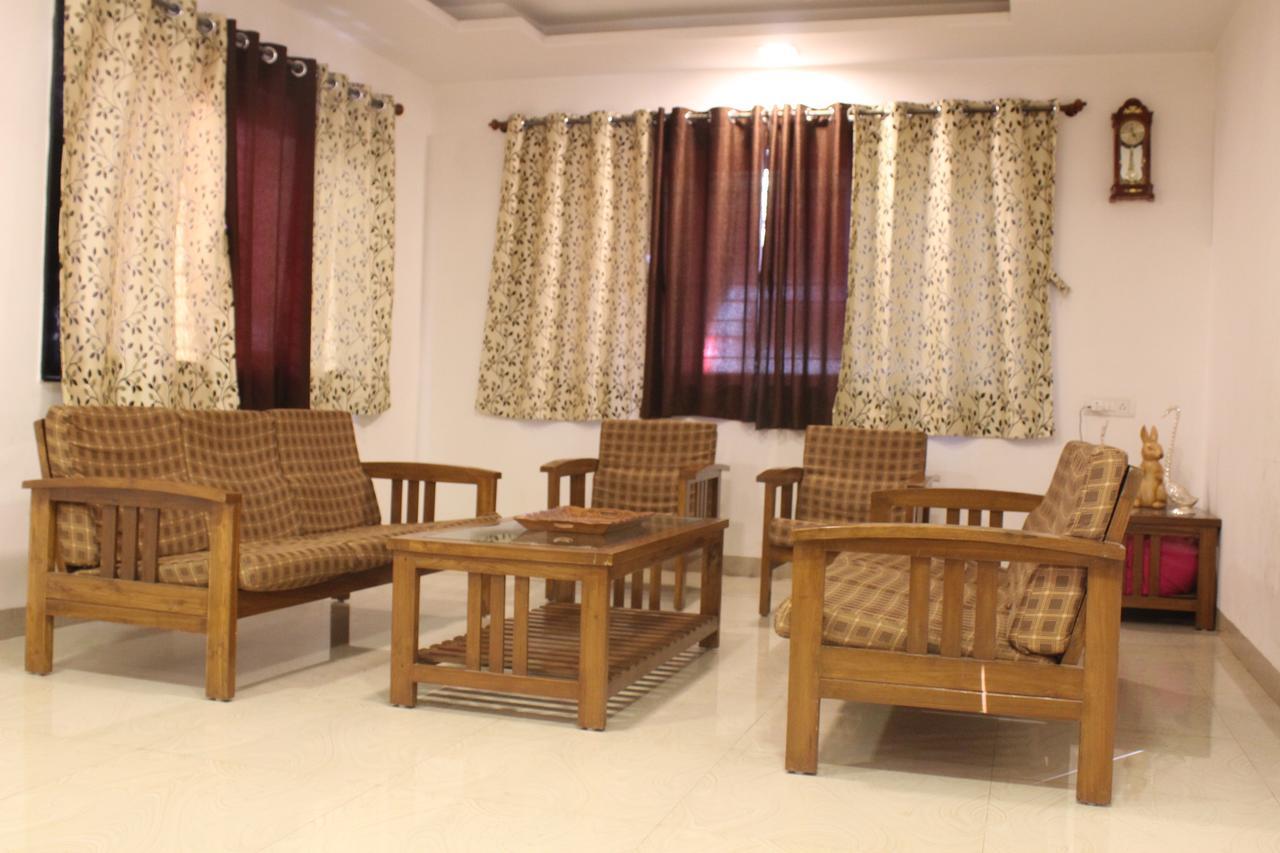 Malhar Bungalow Panchgani Exteriér fotografie
